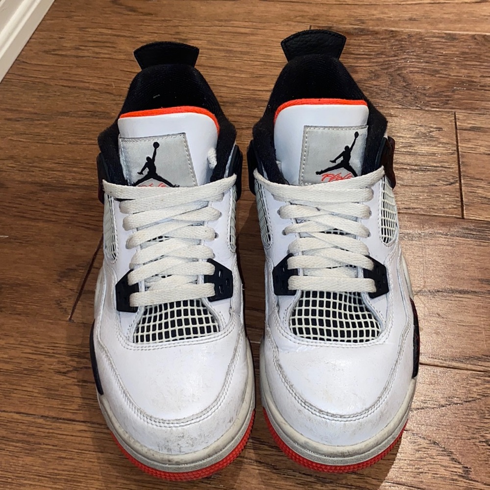 JORDAN 4 BLACK WHITE RED